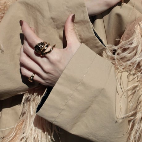 Aging circle ring