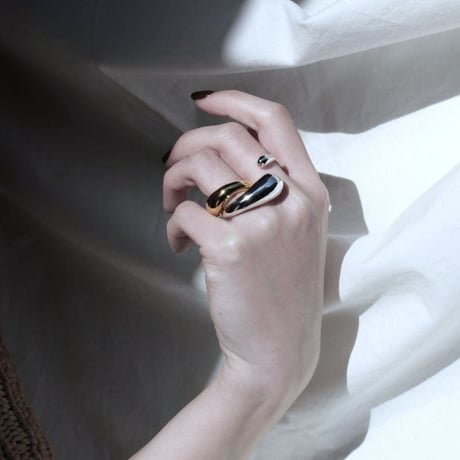 Moist drop w ring (one color)