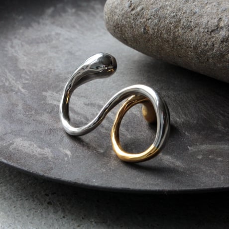 Metal art stand ring (mix color)