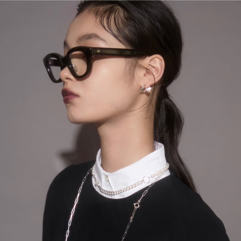 Clip frame pearl necklace | Soierie Online Store