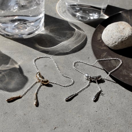 Drop loop bracelet