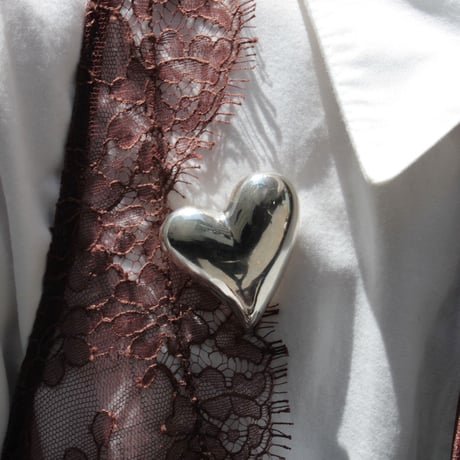 Heart brooch / Silver 【Silver 925 product】