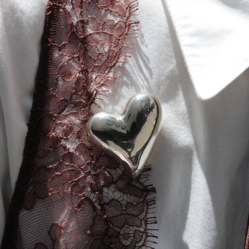 Heart brooch / Silver 【Silver 925 product】 | So