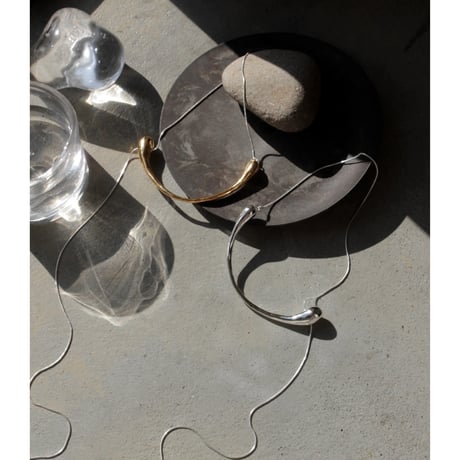 Metal art snake choker