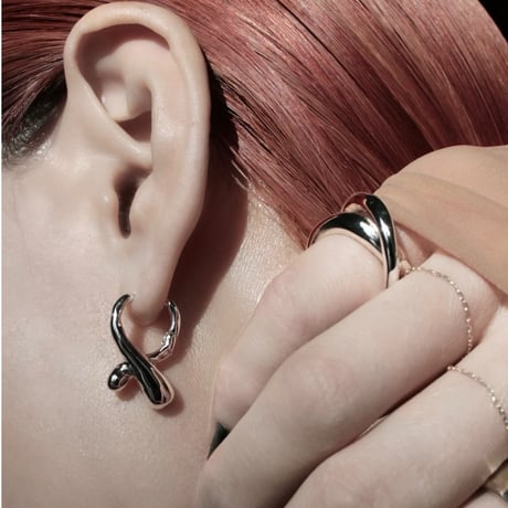 Metal art cross hoop pierce (one color)