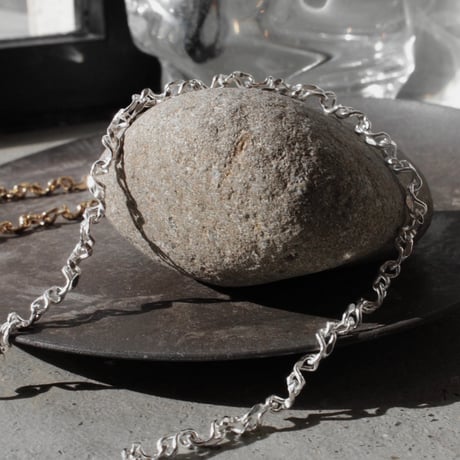 Figue clip slim necklace