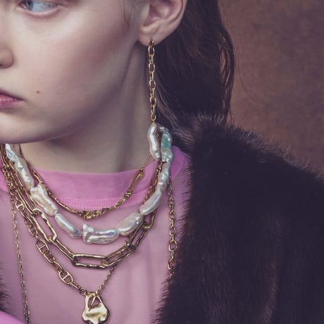 Baroque pearl pierce (2P)