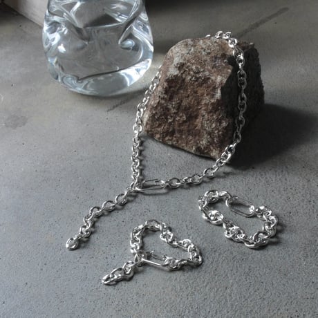 Flitter clip necklace