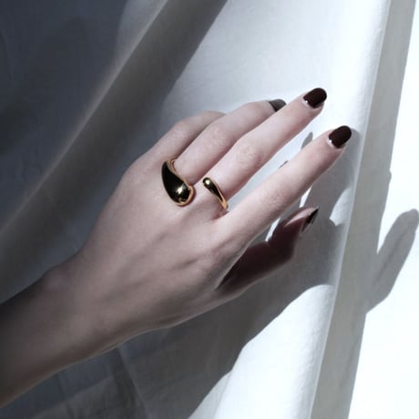 Moist drop w ring (one color)