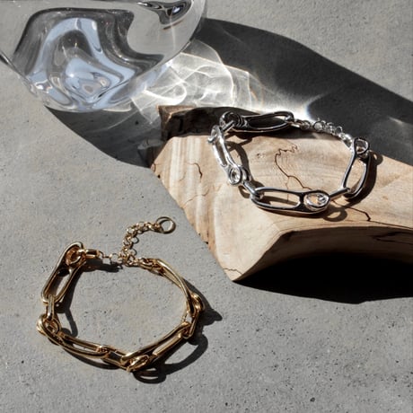 Fibula bracelet
