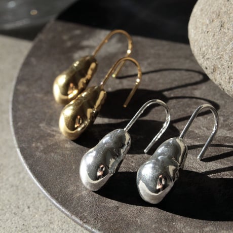 Poire pierce (one color)