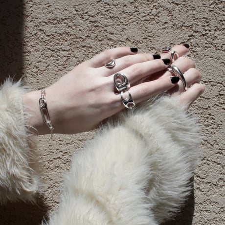 Fibula chain bracelet