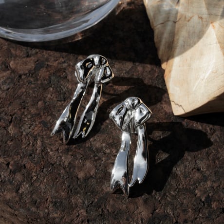 Ribbon small earing