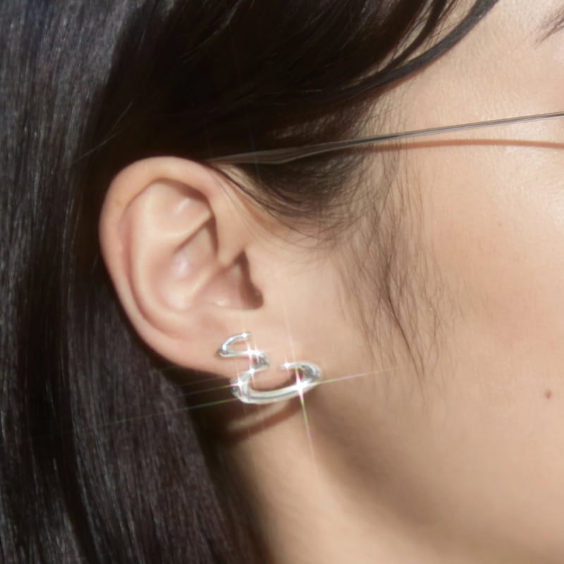 Virtual hook pierce | Soierie Online Store