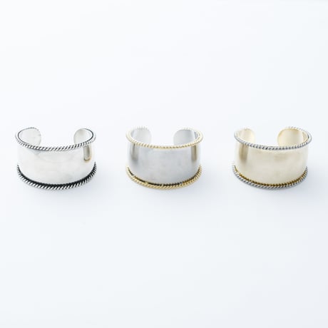 Twist bangle