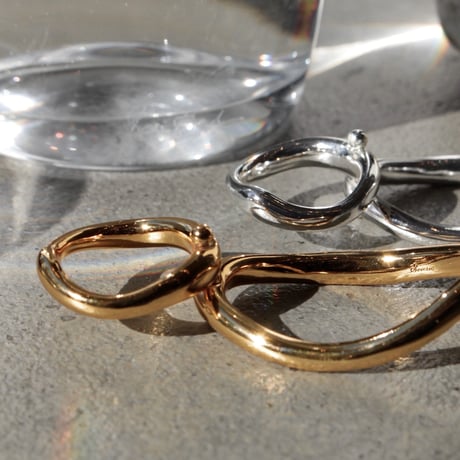 kinetic w ring (one color)