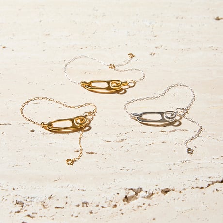 Fibula chain bracelet