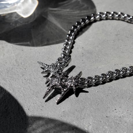 Étoile stone necklace