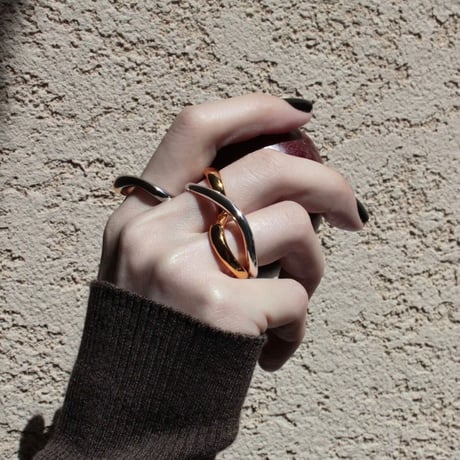 Curve w ring (2P)
