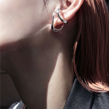 Curve earcuff ring (one color)