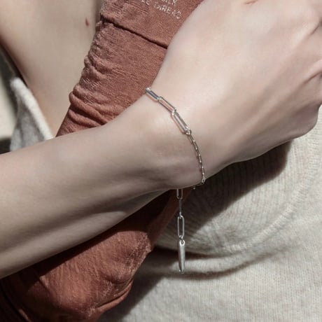 norme dew long frame bracelet / SV925