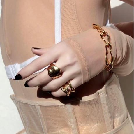 Connect loop bracelet