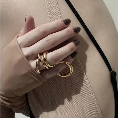 Eight loop ring (1P) (one color)