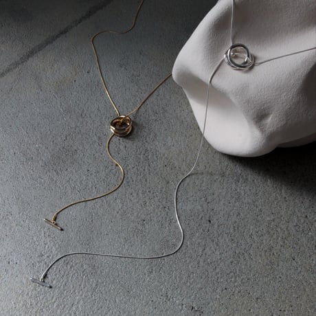 Metal art short necklace
