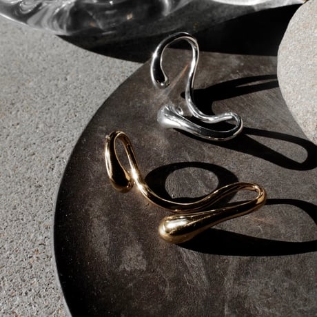 Practical ear cuff (one color)