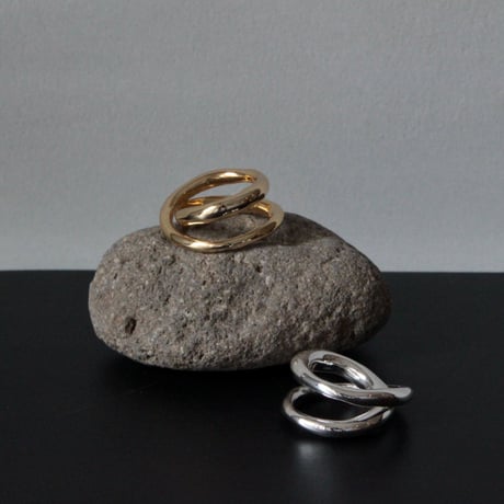Metal art pinky ring (one color)