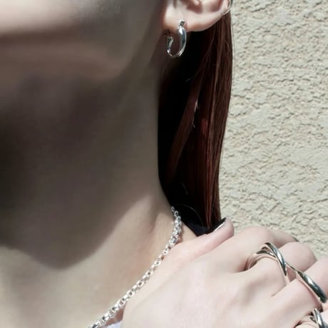 Metal art hoop pierce (one color)