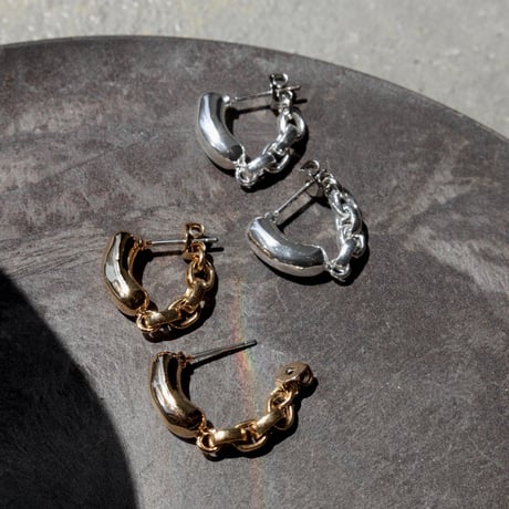 Vintage metal chain pierce
