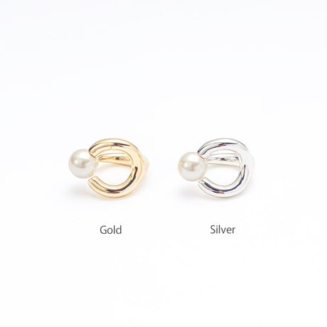 Horn pearl curve ring