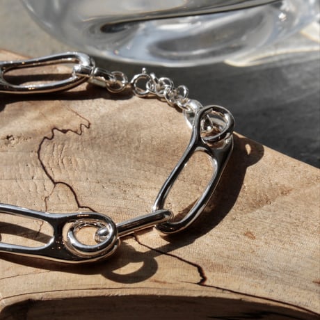 Fibula bracelet