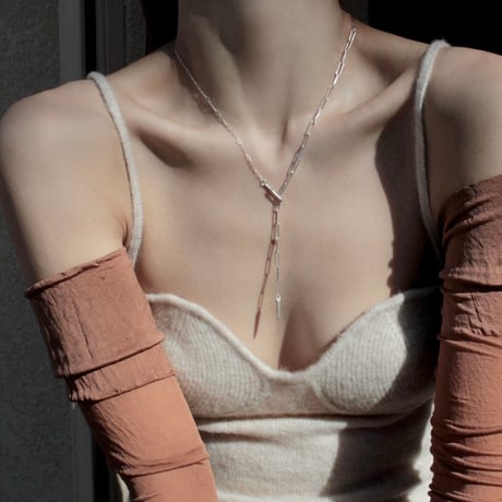 norme dew long frame necklace / SV925