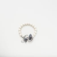 Plate art pearl bracelet