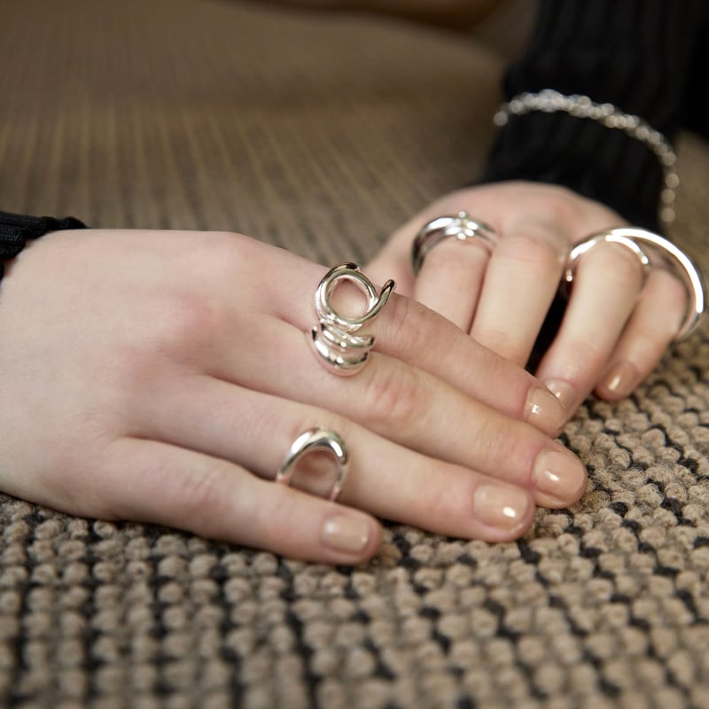 Fibula w ring (one color) | Soierie Online Store