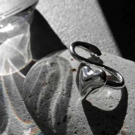 Distort heart w ring