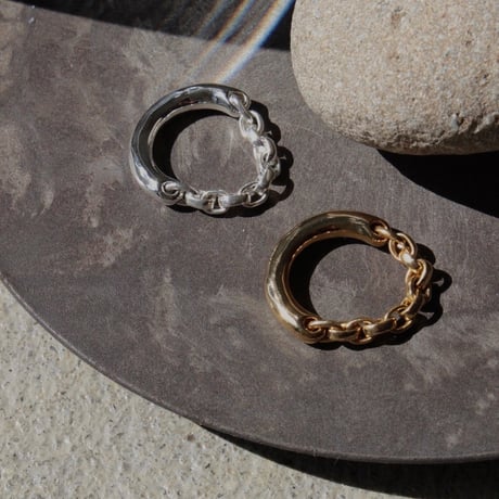 Vintage metal chain ring