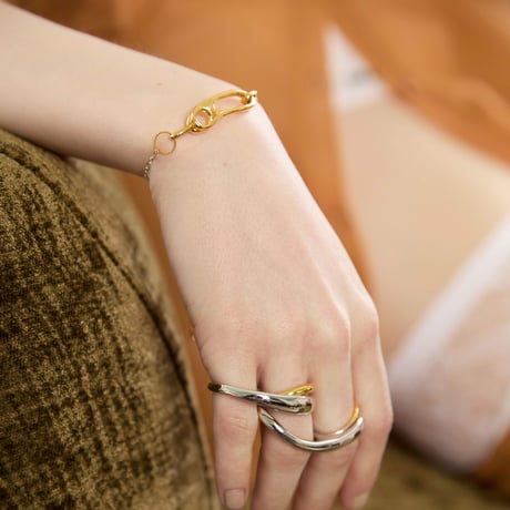 Fibula chain bracelet