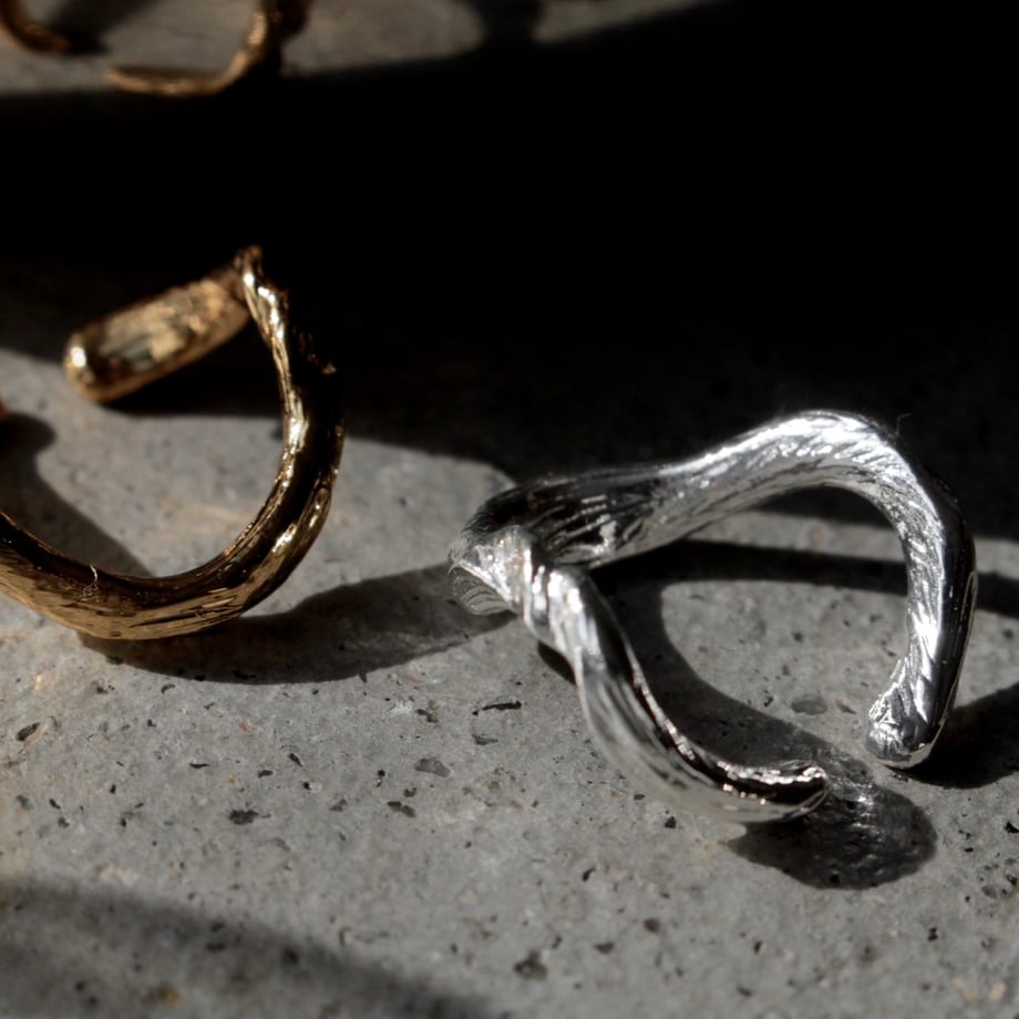 6895c352dacada0001f40f3a