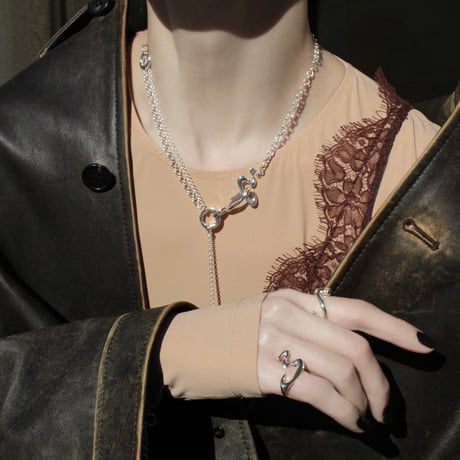 Virtual necklace
