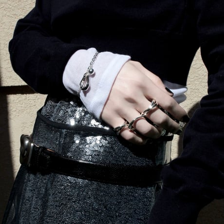 Metal art pinky ring (one color)