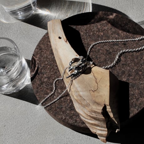 Ribbon necklace