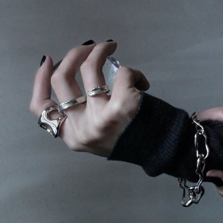 Connect loop bracelet