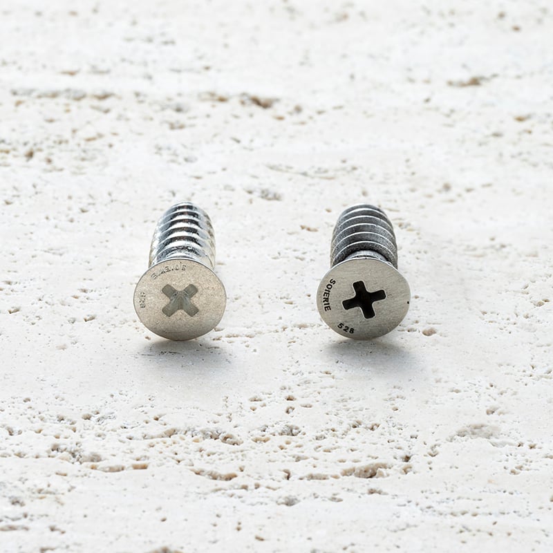 Screw pierce (1P) [Unisex line] | Soierie Onlin