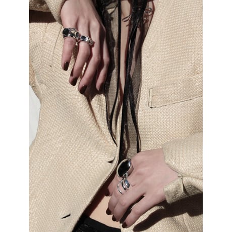 Drape pinky ring