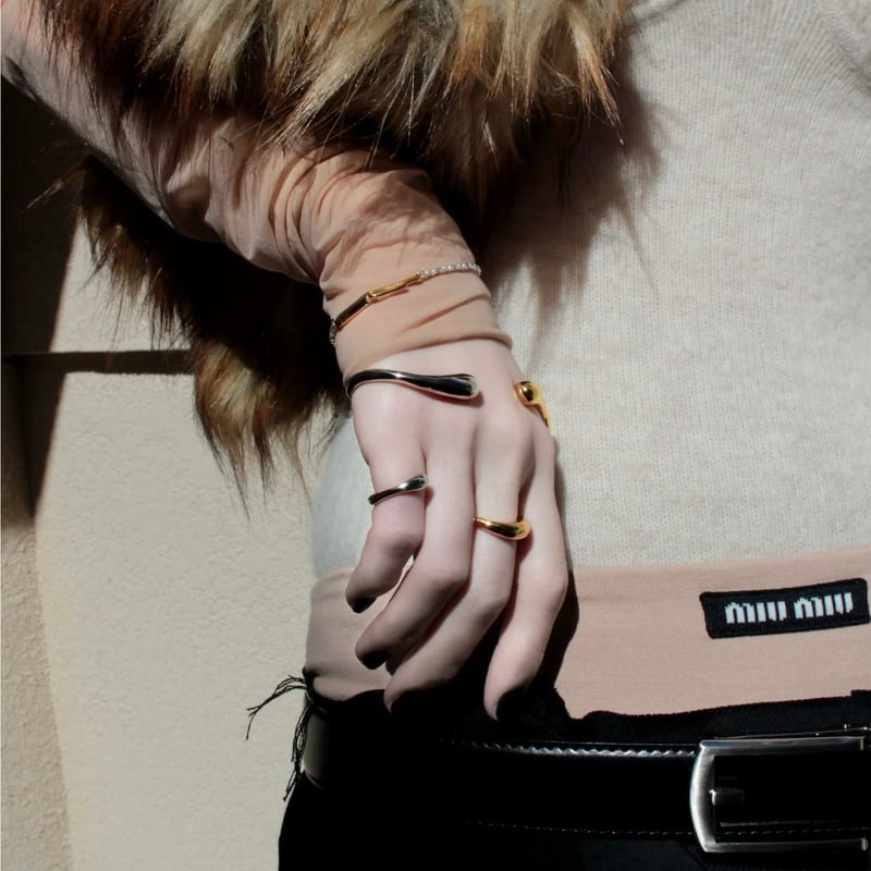 Metal art palm cuff (mix color) | Soierie Onlin