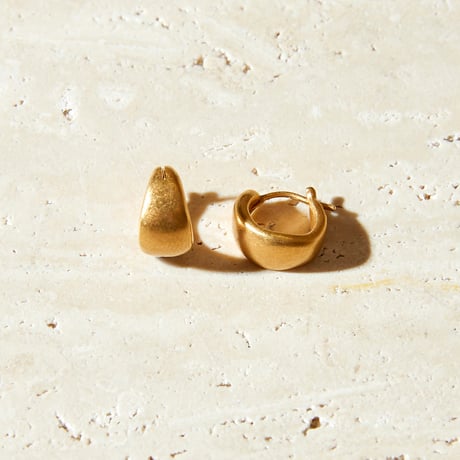 norme dew wide pierce (Matt) / SV925＋Gold Plated