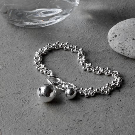 Pome chain bracelet